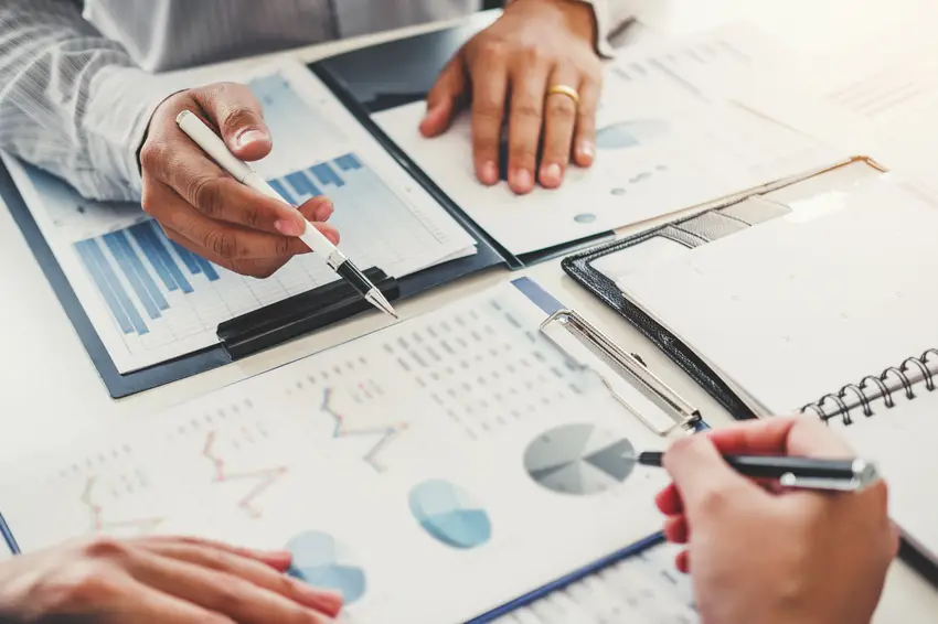 Financial and Investment Analysts