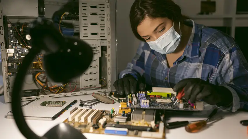Computer Hardware Engineers