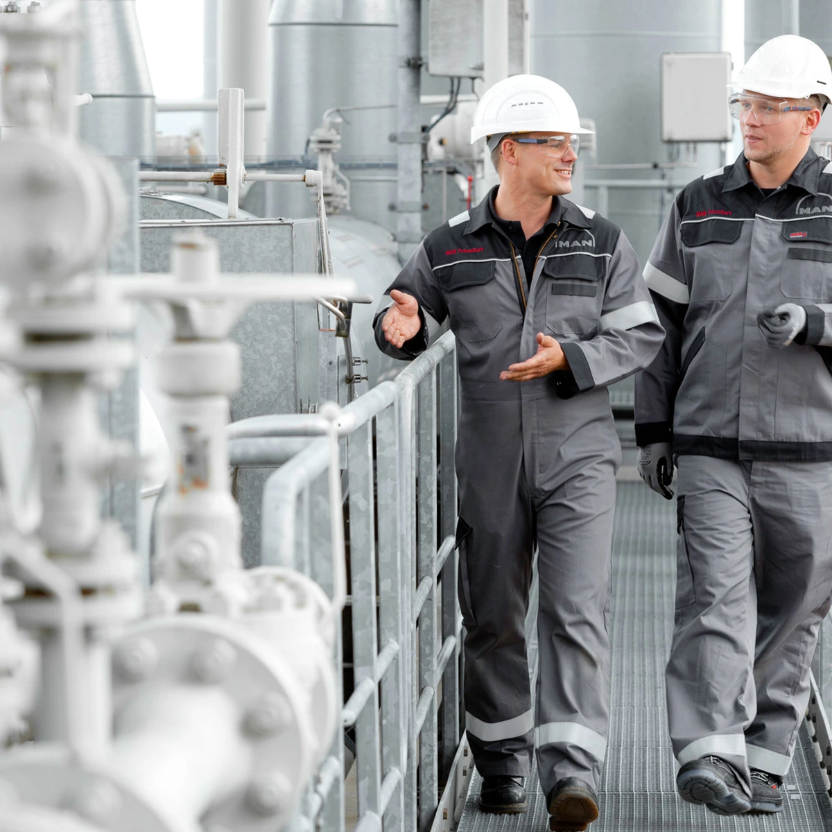 Service Unit Operators in Oil and Gas Wells