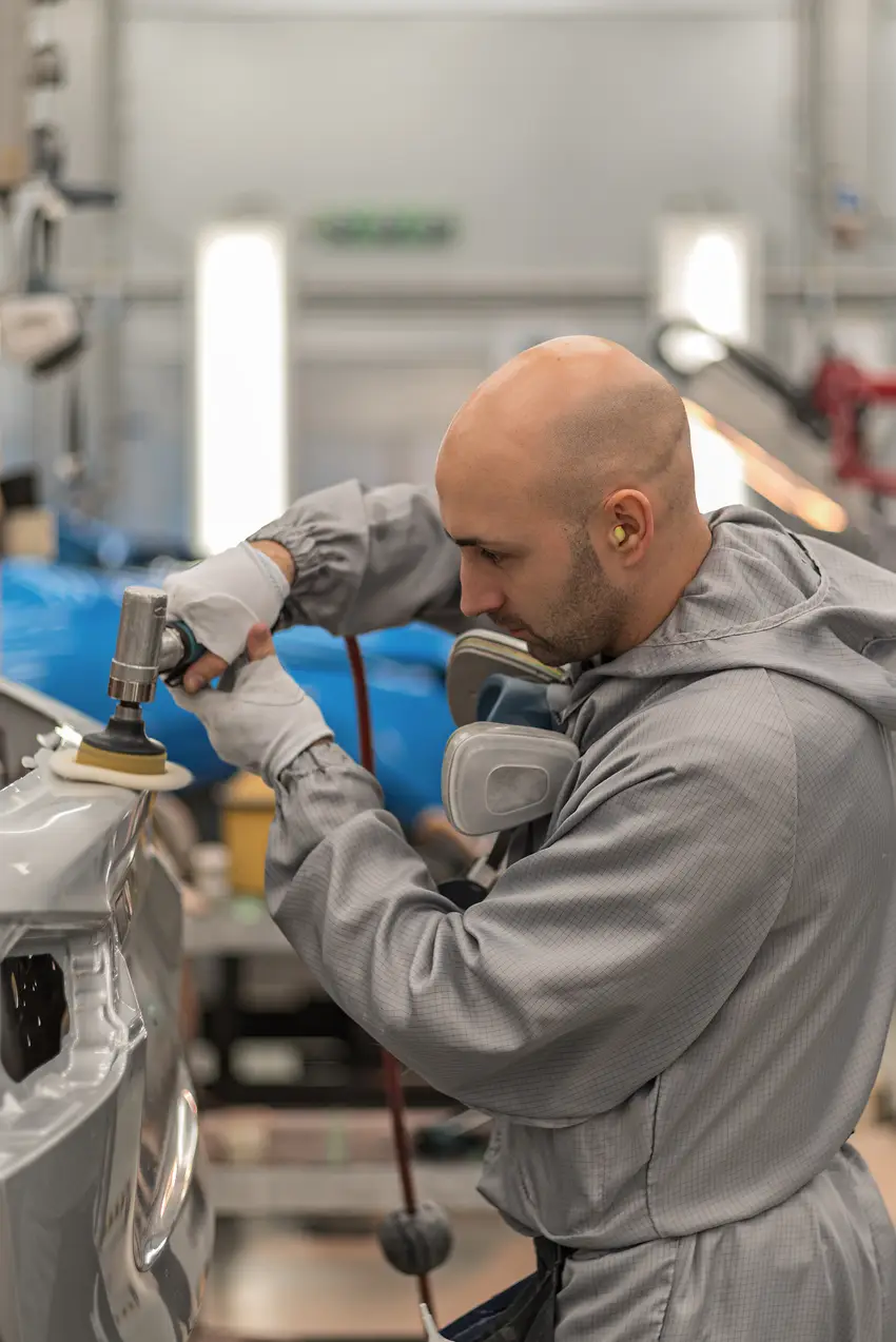 Auto Body Technicians