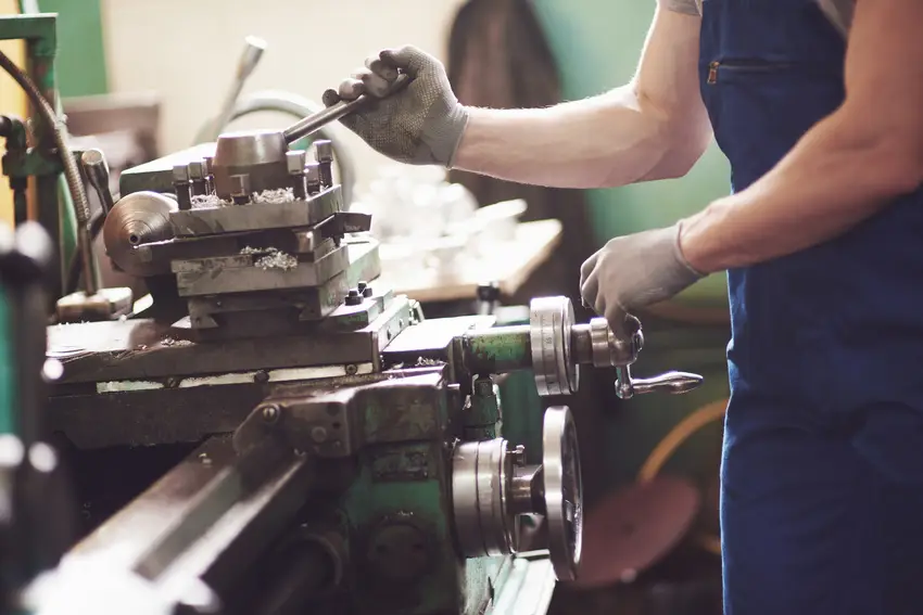 Milling Machine Operator