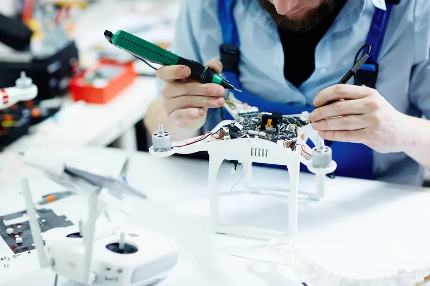 Metal and Plastic Model Makers