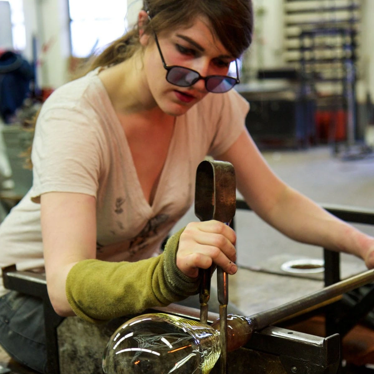 Glass Blowers, Molders, Benders, and Finishers in Manufacturing